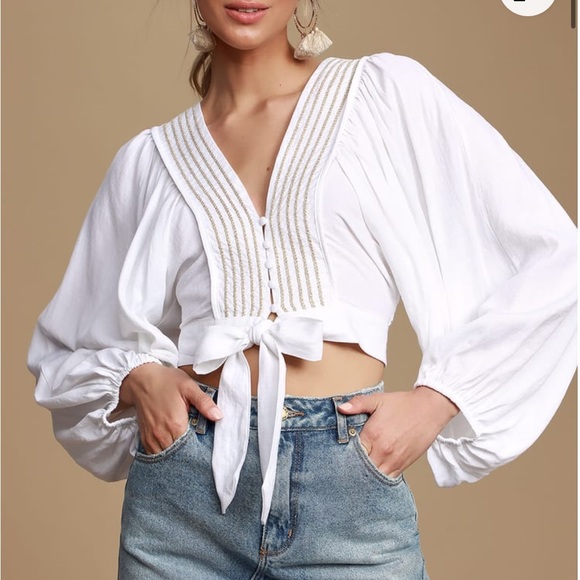 DO+BE I Kambria White Embroidered Tie-Front Top Small - Picture 10 of 10